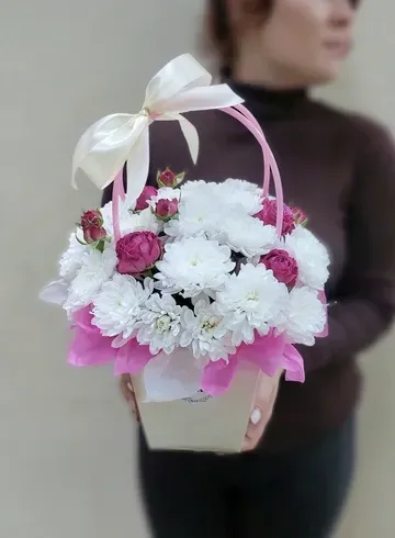 Композиция в сумочке &laquo;Ты-Счастье&raquo; от интернет-магазина цветов в Ижевске