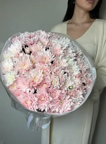 Букет из 11 кустовых розовых хризантем &laquo;Сияние&raquo; от интернет-магазина цветов в Ижевске