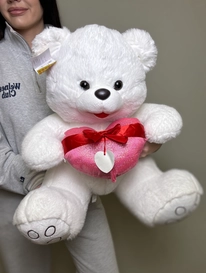 Медведь белый с сердцем  от интернет-магазина «» в Ижевске