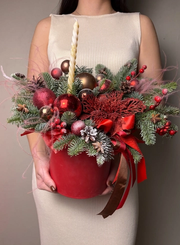 Зимняя композиция с нобилисом &laquo;4&raquo; от интернет-магазина цветов в Ижевске