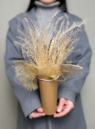 Композиция из сухоцветов «3» от интернет-магазина цветов в Ижевске