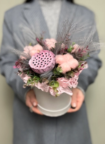 Композиция из сухоцветов «9» от интернет-магазина цветов в Ижевске