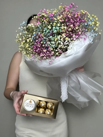 Подарочный набор «Букет гипсофил + Ферреро» от интернет-магазина «» в Ижевске