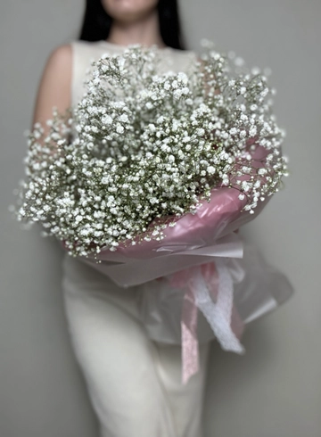 Букет белых гипсофил от интернет-магазина цветов в Ижевске
