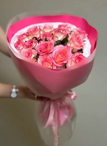 Букет 15 роз Джумилия от интернет-магазина цветов в Ижевске