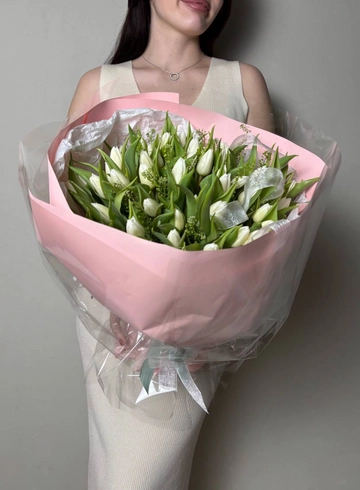 Букет 51 белый тюльпан  от интернет-магазина цветов в Ижевске