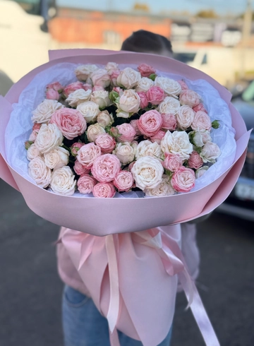 Букет 21 кустовая Роза от интернет-магазина цветов в Ижевске