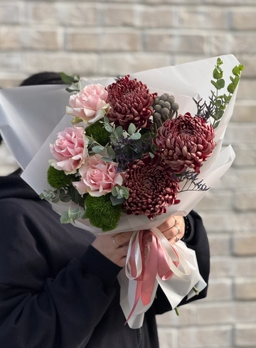 Осенний букет с хризантемами бигуди  от интернет-магазина цветов в Ижевске