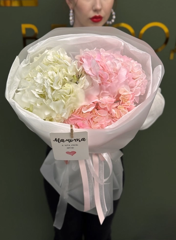 Букет 3 гортензии «Монэ» от интернет-магазина цветов в Ижевске