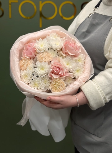 Букет «Любовь» с нежными розами от интернет-магазина цветов в Ижевске