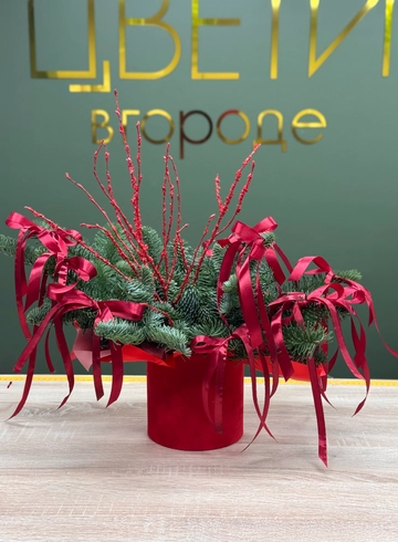 Новогодняя композиция с нобилисом #2 от интернет-магазина цветов в Ижевске