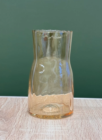 Ваза стекло янтарь 17см от интернет-магазина цветов в Ижевске