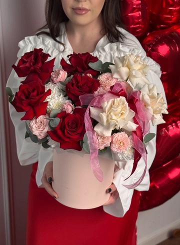 Композиция с французскими розами &laquo;Ягодный сорбет&raquo; от интернет-магазина цветов в Ижевске