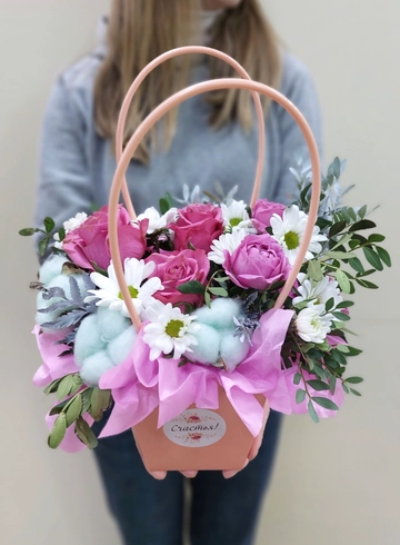 Композиция Счастье  от интернет-магазина цветов в Ижевске