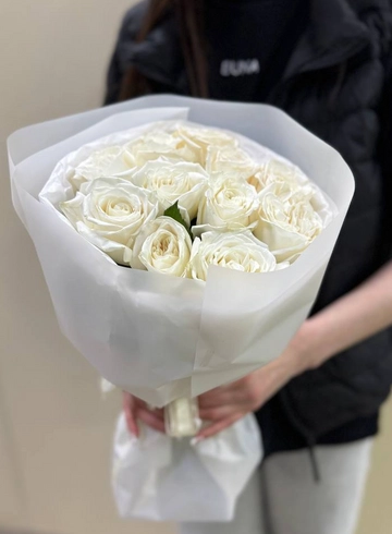 Букет 11 роз Эквадор от интернет-магазина цветов в Ижевске