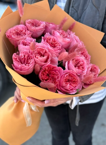 Монобукет «Сияющая любовь» от интернет-магазина цветов в Ижевске