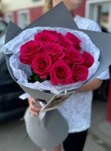 Букет из роз «Мадмуазель» от интернет-магазина цветов в Ижевске