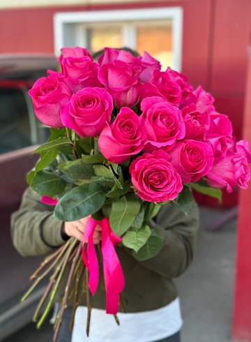 Букет 25 роз 60см Эквадор от интернет-магазина цветов в Ижевске