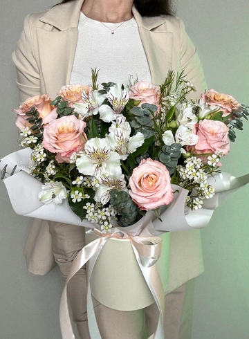 Композиция «Амелия» от интернет-магазина цветов в Ижевске