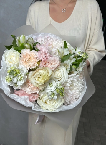 Сборный букет «Кристалл» от интернет-магазина цветов в Ижевске